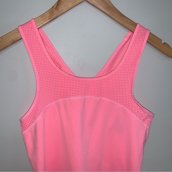 Nike Pro Hypercool Tank Top Size Small Bubble Gum Pink Breathable Mesh Cutouts - Picture 5 of 8